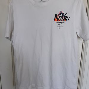 Nike t-shirt